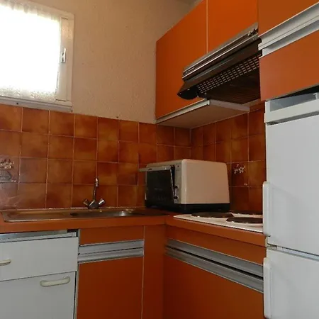 T2 Proche Et Commerces, 4 Couchages, - Fr-1-251-765 Apartment